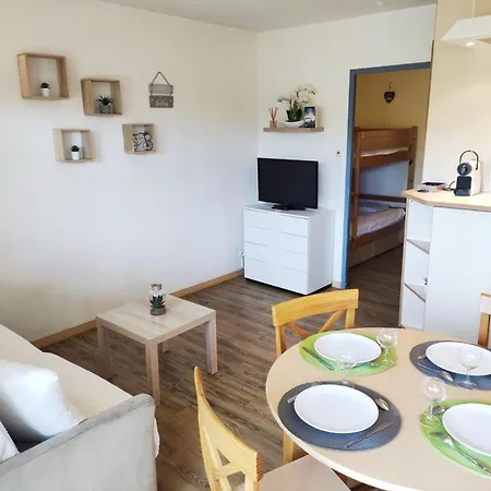 Tecy Les Platanes Apartment *